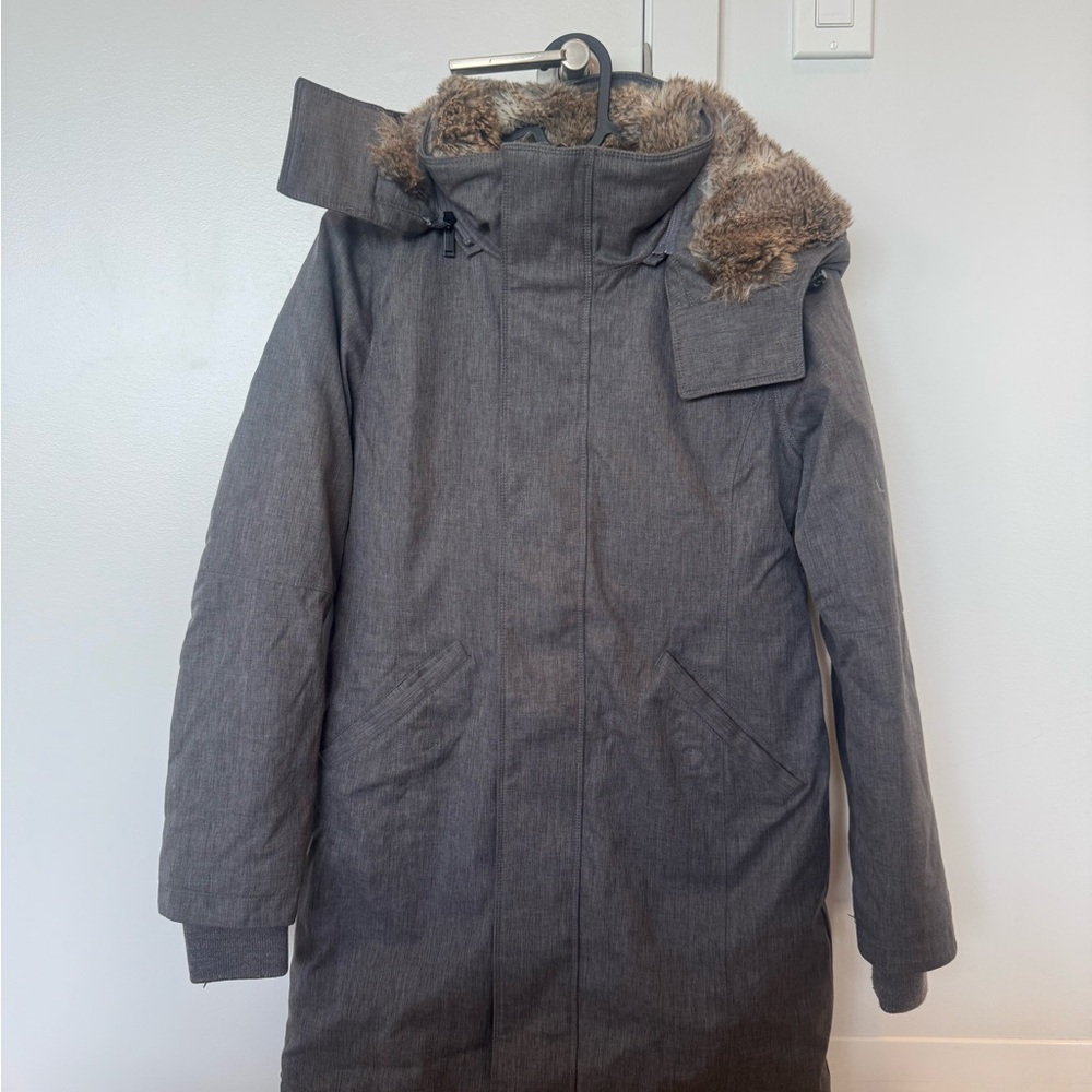Aritzia Charcoal Puffer Jacket with Faux Fur
